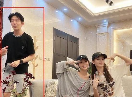  张嘉倪|“许幻山”、金晨、张嘉倪三人合照，美颜却“毁”了“许幻山”