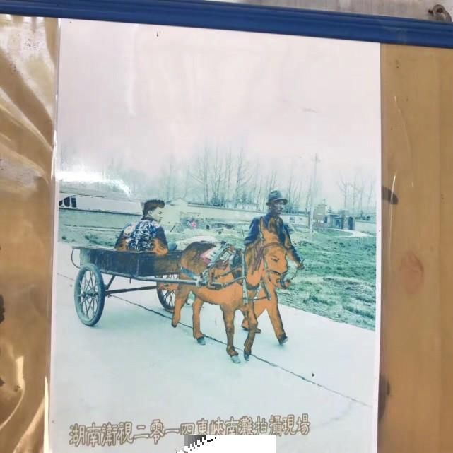  盖房|《变形计》最感恩富二代，掏钱给穷爷爷盖房，土房竟变“豪宅”！