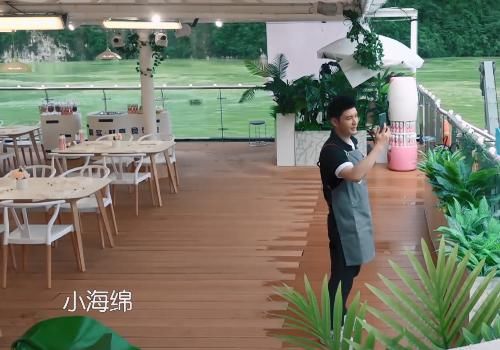  视频|黄晓明与儿子开视频，当镜头转到手机上那一刻，人物看得很清楚