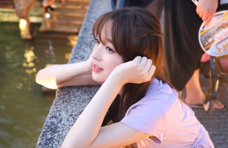  绮的|《浪姐》迎来三次公演，金莎因意外失声痛哭，张雨绮的表现很暖心