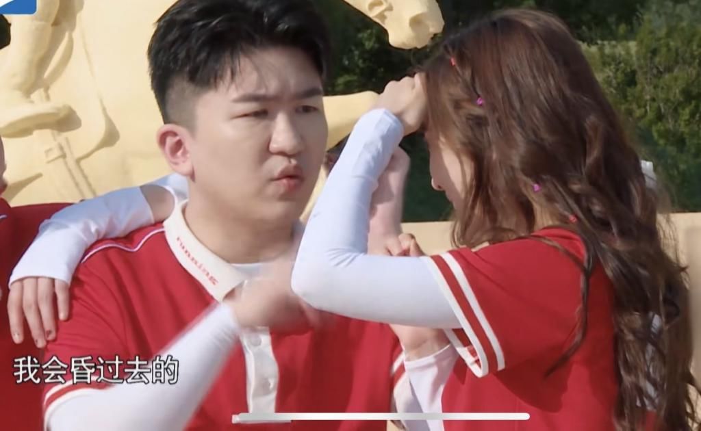  告状|张大大比女生还娇气？下水会哭压气球会昏，跟baby告状成亮点