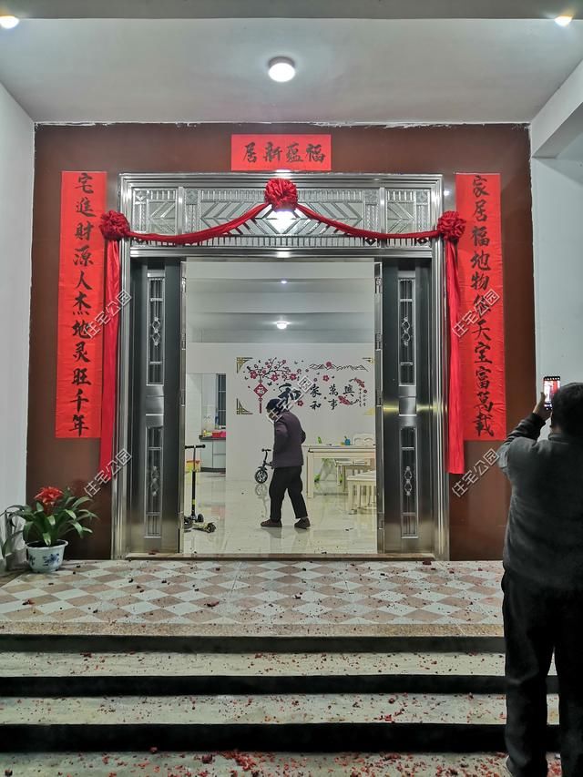 预算|农村建房不要拖，预算不够先建一半，留好钢筋等以后加建