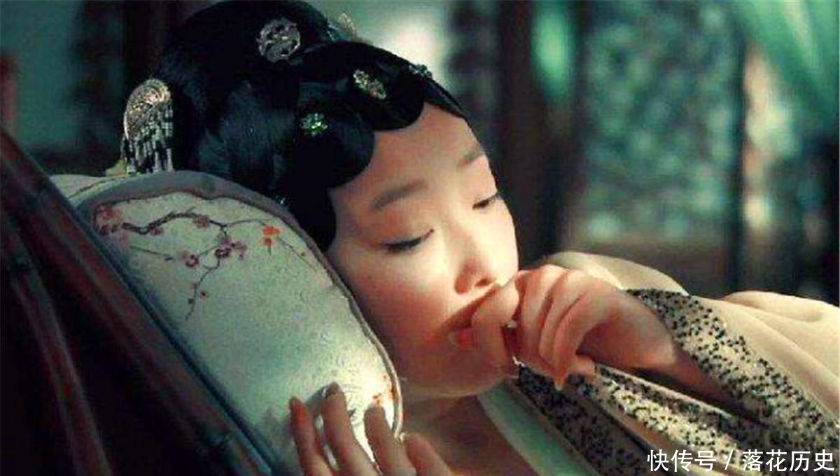 不慢|睡觉为什么脚不要朝西,现在知道还不慢