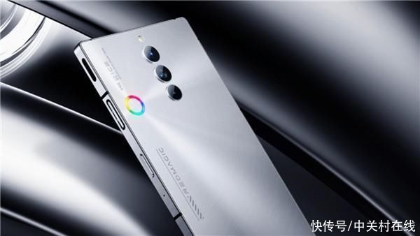 红魔8S Pro发布 24GB+1TB存储 超越苹果A16