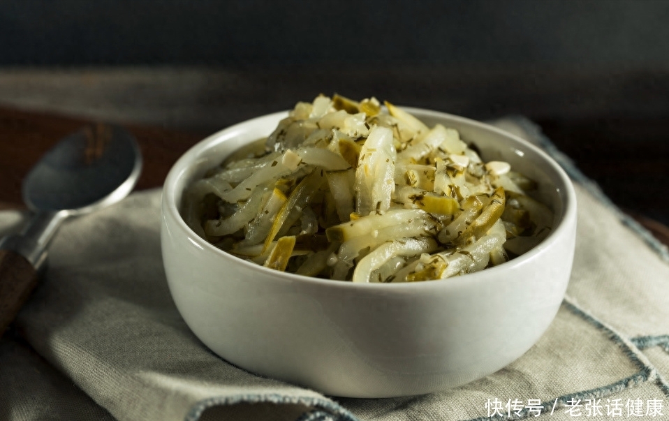 血脂超标这2种素食尽量要忌口(体检查出血脂超标后，5种“素食”尽早列入黑名单，望你早做了解)