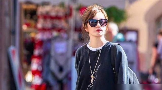  短板|中餐厅：赵丽颖个性短板暴露，职场中很难讨喜，赵薇则游刃有余