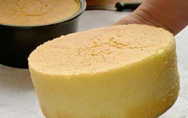 开裂|戚风蛋糕开裂,回缩2个盆教你做蛋糕,配方简单易学,一次成功