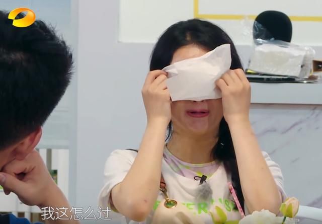  赵丽颖|中餐厅失控了？黄晓明离开，赵丽颖当店长后压力大到崩溃