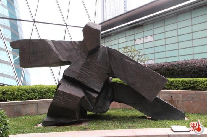 台湾雕塑家朱铭逝世 香港随处可见其作品