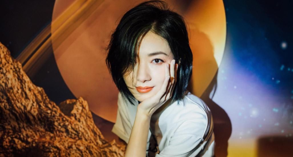  油腻|人淡如菊的万茜，为何变得如此“油腻”？背后故事才最“心机”