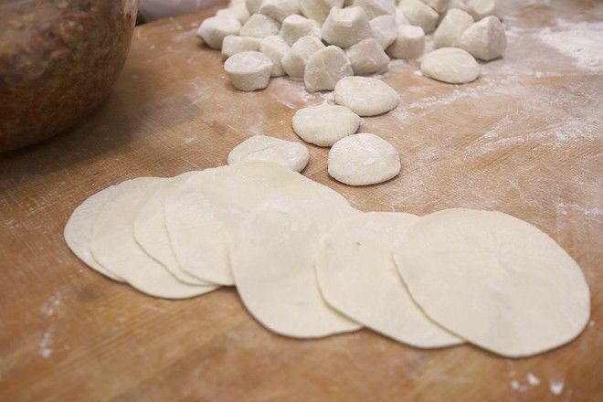  便宜|立秋之后，此菜正当季，9毛1斤，比豆角便宜，包饺子最香