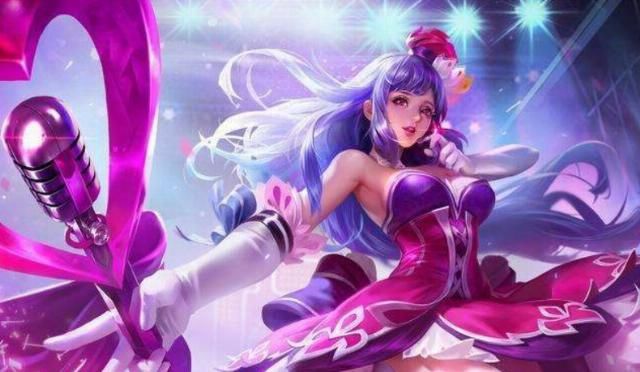  荣耀|夏日炎炎，王者荣耀夜生活怎么能少？cos王昭君你喜欢吗？