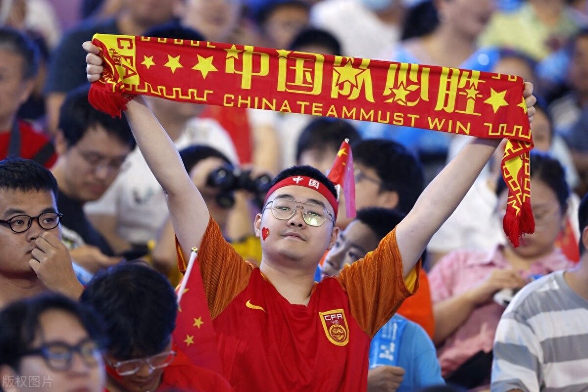 新加坡壓哨跟國足世預賽同組，曾讓中國隊吃盡苦頭，未來成攪局者