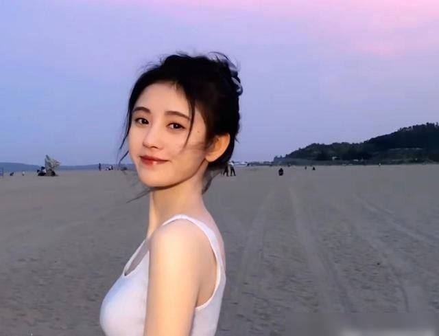  漂亮|《漂亮书生》定档：鞠婧祎又带着她的半永久妆容来了？