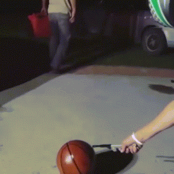 gif|搞笑gif:货车都被你开出赛车的感觉了!厉害了老司机