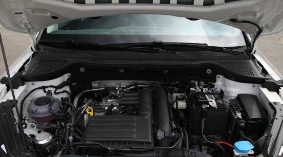 发动机|探歌遇见柯珞克，性价比比不过，配置跟不上，只怪柯珞克太强！