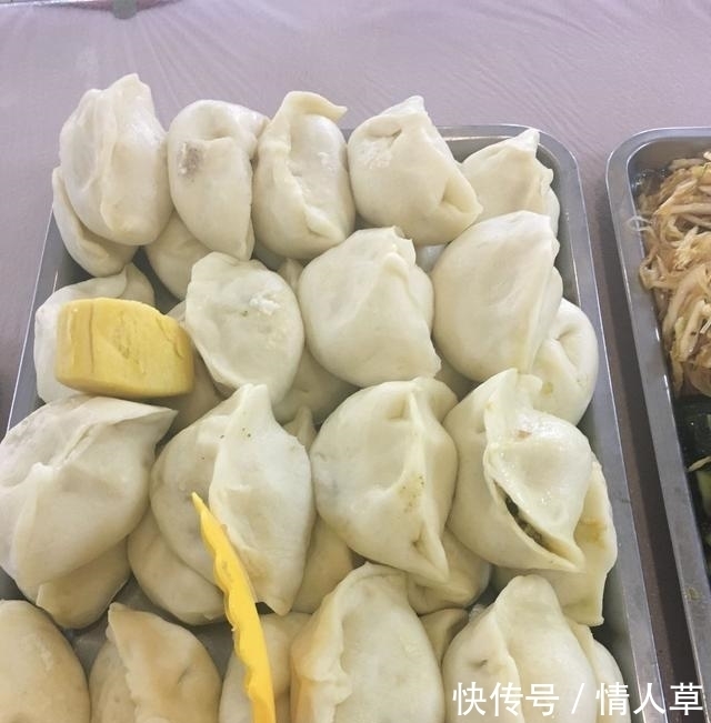  食堂|某国企食堂的晚餐, 一看就是北方的, 能碰到熟人么