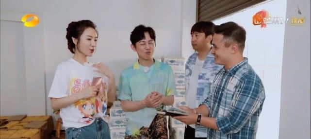  真的|周迅吃2碗饭不怕胖，宋威龙助薇娅卖水果，半小时卖570万元真的吗