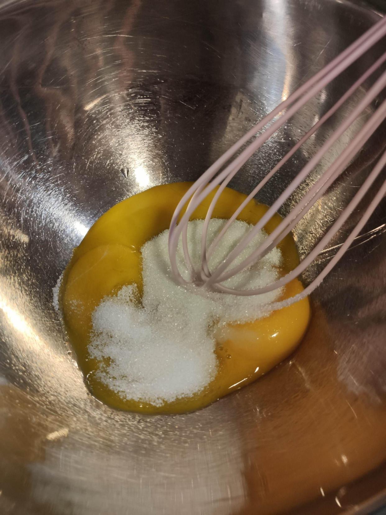 入口|孩子最爱这甜品,三两下就做好了,入口奶香顺滑,每星期必做一次