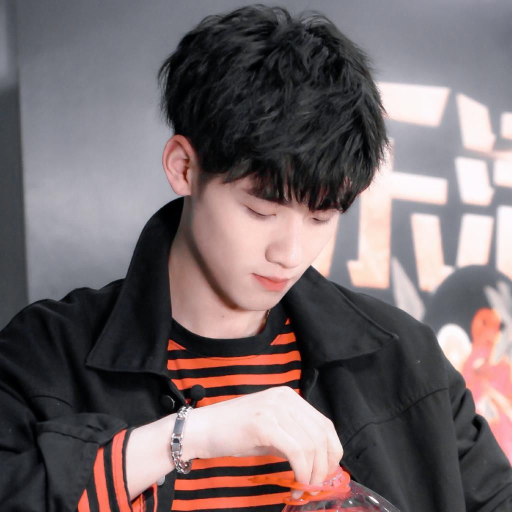  人间|R1SE少年第九弹：任豪用脸杀人，得不到的人间理想