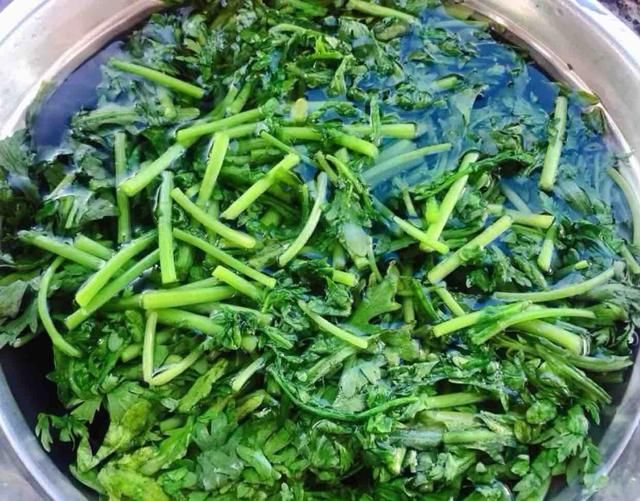  胡萝卜|夏季，宁可少吃猪肉，也要多吃这菜，营养又美味，全家人都爱吃