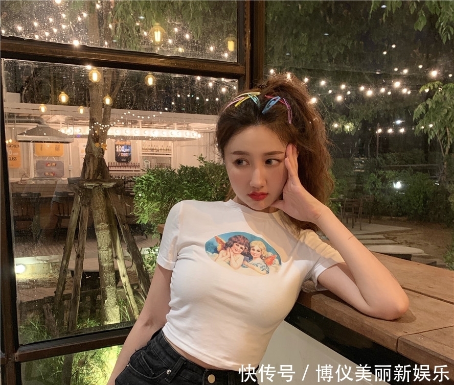  减肥|摄影：吃完饭带女朋友遛弯减肥