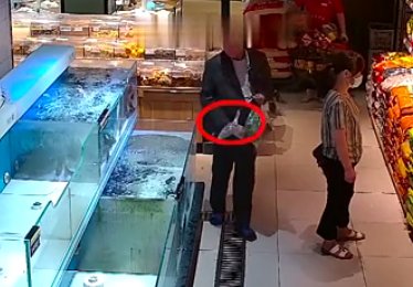  男子|男子馋嘴，超市盗窃，终被抓！