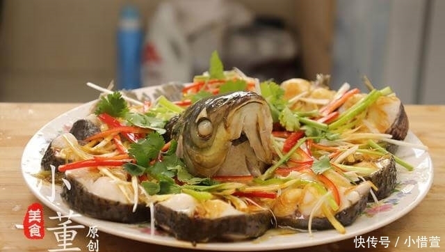 好吃|草鱼好吃的做法,不煎不炸,做法简单一看就会,鱼肉鲜嫩不腥