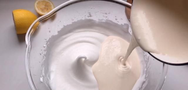  详细|奶牛色的毛巾卷你吃过吗？速来围观2人食网红烘焙详细教程