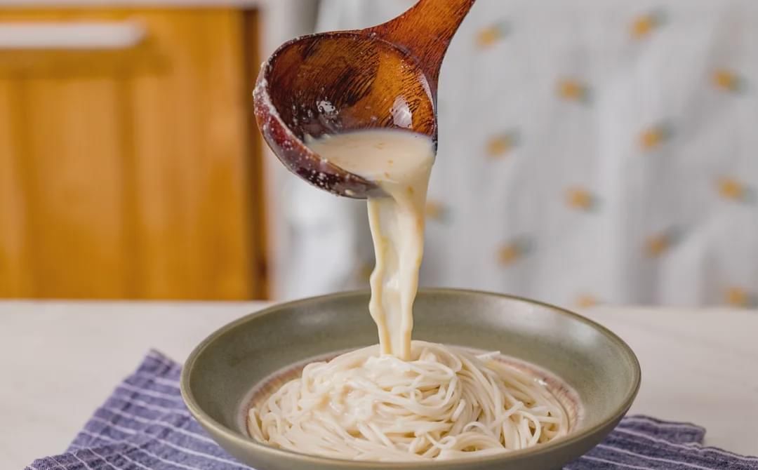 香绝|早餐别只喝豆浆了！这新吃法香绝了，简单又省心