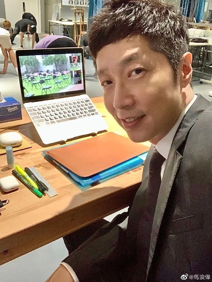  佩服|49岁知名男星北大毕业，论文查重率仅0.77%。网友：佩服！