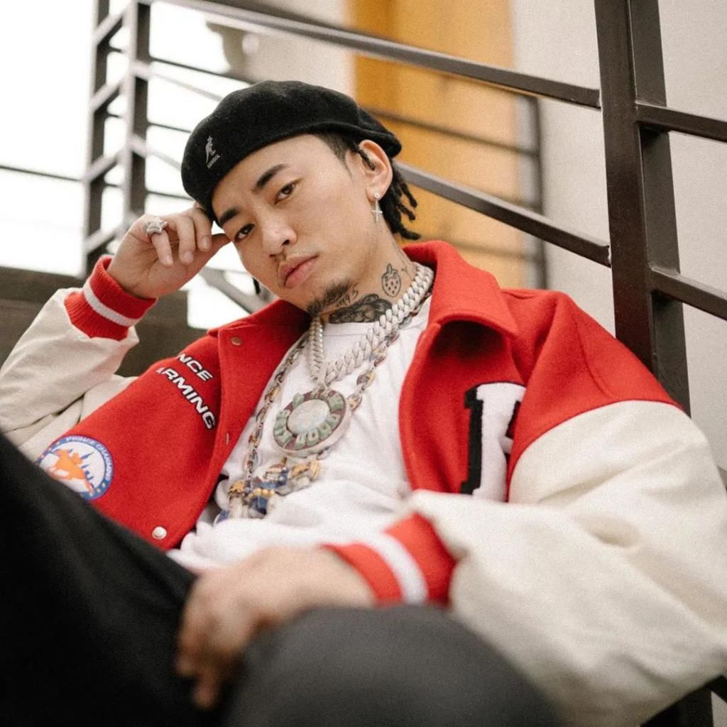  明星制作人|说唱听我的，穿搭看他的