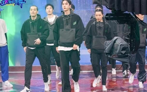  发现|王一博：街舞3与快本撞档，粉丝回应发现问题