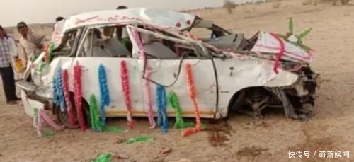 路上|迎亲路上婚车斗气导致翻车,包括新娘新郎在内车上5人全部身亡