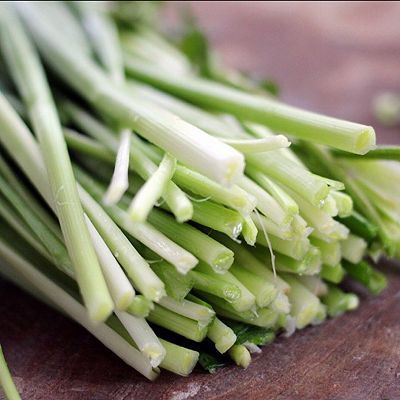  韭菜|翠玉鲅鱼酸汤馄饨