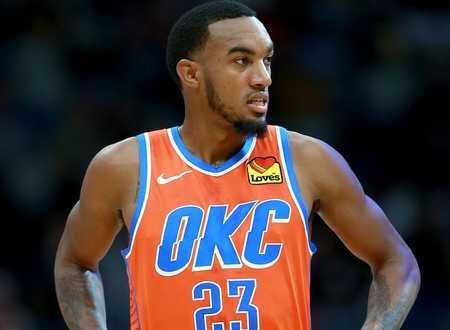 弗格森|一女子指控弗格森，称他和他的兄弟一起对自己实施性侵