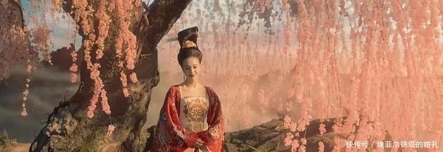 鼻子歪|张榕容填充失败,脸部浮肿法令纹深陷,杨贵妃美貌不再