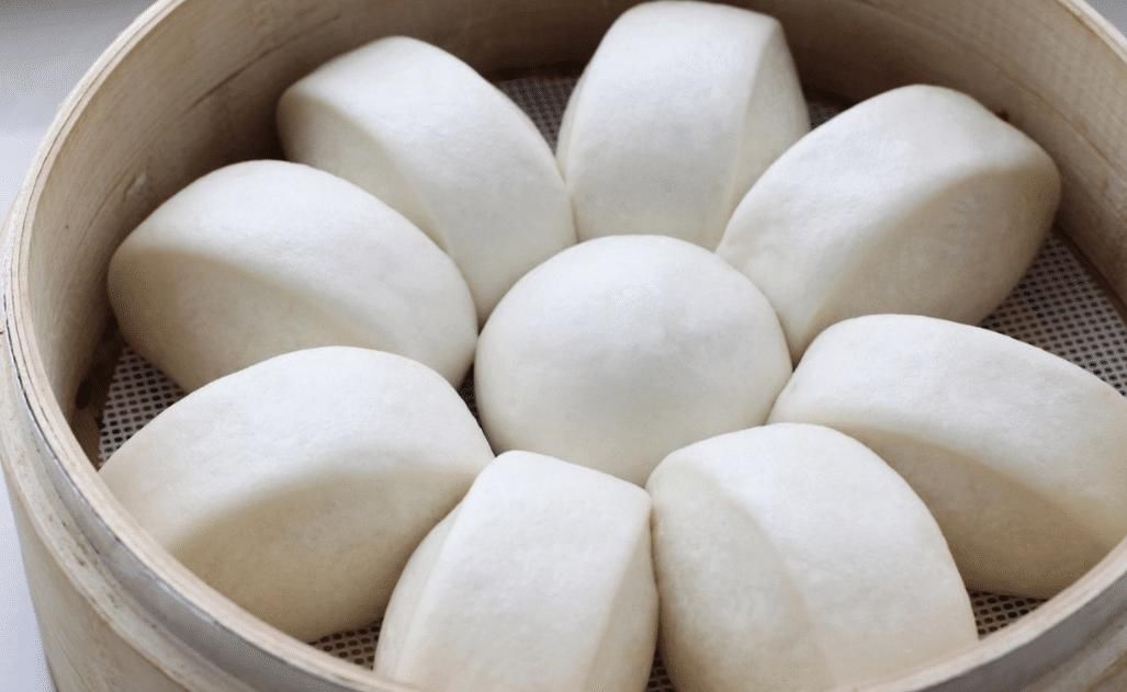  馒头|蒸馒头，外行只知道加酵母！多加“这2样”，馒头又白又软又香！