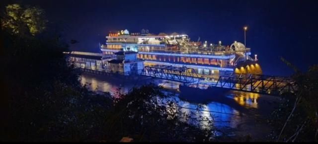  上头|赵丽颖《中餐厅》现场宠粉频互动，新造型超甜，粉丝大呼：太上头