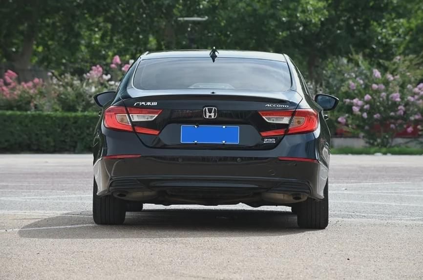  索纳塔|都是第10代，都是“H”，第十代索纳塔和第十代雅阁谁更强？