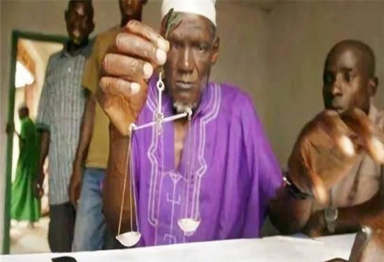  国家|此国曾是“小巴黎”，钻石遍地，如今人均负债上千元，成世界穷国