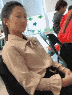  发生|搞笑GIF：当时好像什么都没有发生一样