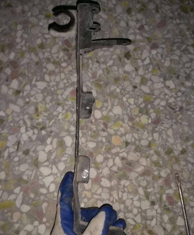  手磨机|骐达06款70ah安时电池详细安装