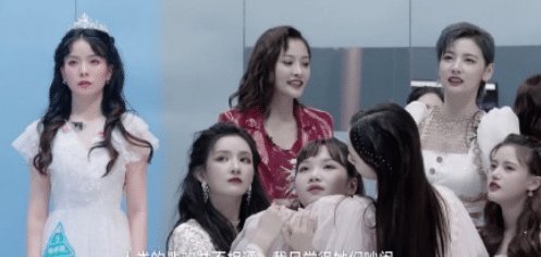 希林娜|陈卓璇抢希林娜依·高台词时,谁注意学员们表情比宫斗戏还精彩