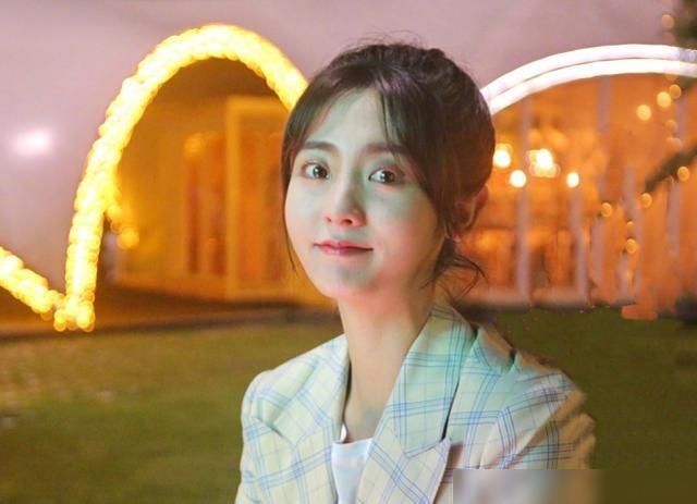  感觉|邢菲终于要主演古装剧了，看到“男主”是谁：这颜值完全不输林一