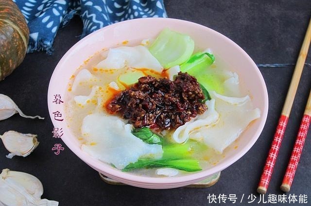 真不|看60岁阿姨的晚餐,真不淡定,几十年不变,就喜欢吃这啊!