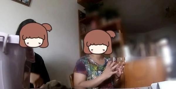  拍下|准女婿在丈母娘家被拍下可耻举动 赔了夫人又折兵