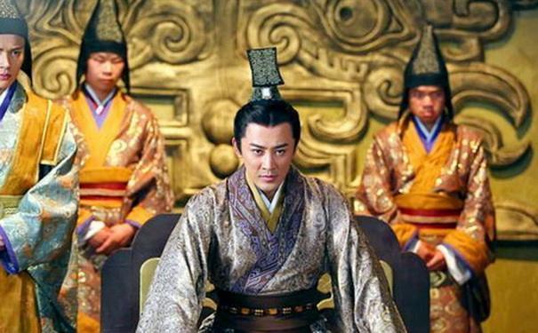 皇帝|儒生指责皇帝穷兵黩武,皇帝一招制服他,结果却遭后人非议