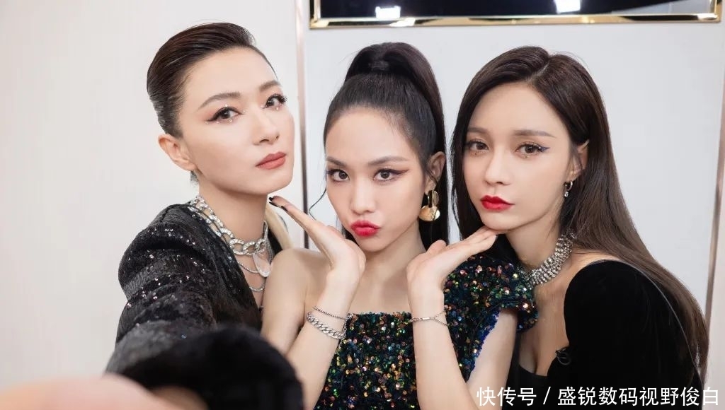 节目|这是她从业以来,被夸得最多的一次?