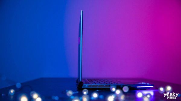 F117|机械师【战空】F117-X评测:有颜有料又能打的游戏本